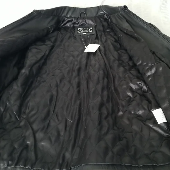 L - Jacket - Picture 9 of 13